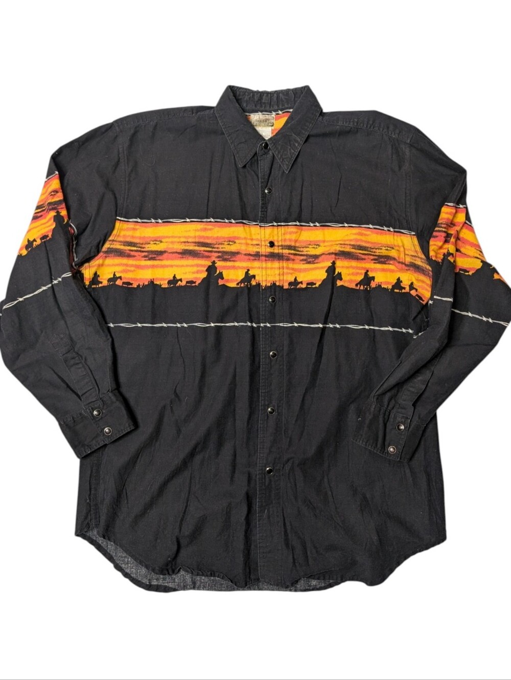 Vintage Wrap Around Sunset Cowboy Horse Barb Wire Pearlsnap